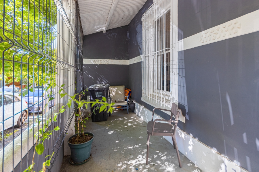 2 Bedroom Property for Sale in Woodstock Western Cape